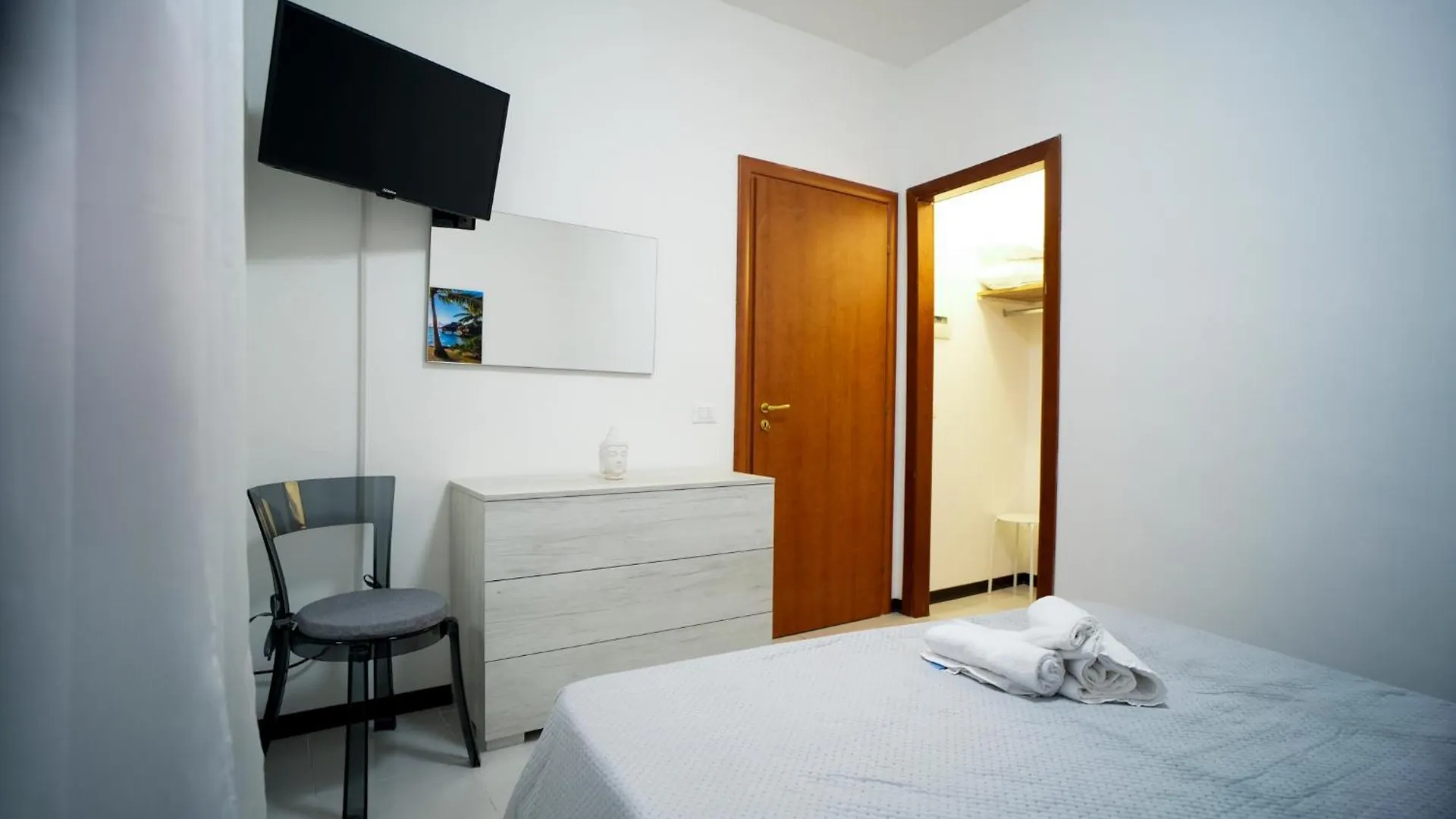 Lägenhet D'Ossuna Home Palermo Italien